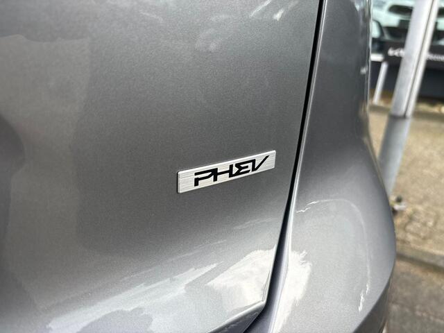 KIA Niro 1.6 GDi PHEV ExecutiveLine Stoelventilatie/Verwarming, Head-Up Display, Elektrische Stoelen, Harman Kardon, Enz...