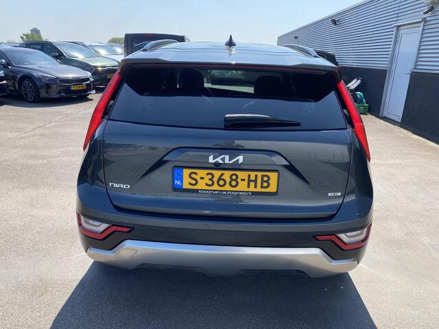 KIA Niro 1.6 GDi Hybrid DynamicPlusLine Nederlandse auto vol luxe! Schuif/kanteldak, Dodehoek detectie, stoel- & stuurverwarming, parkeersensoren, Harman&Kardon audio, navigatie, Apple CarPlay/Android Auto