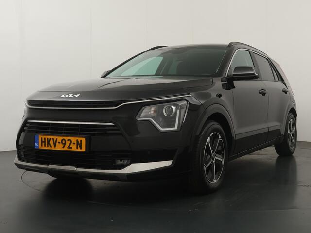 KIA Niro 1.6 GDi Hybrid DynamicLine Navigatie - Achteruitrijcamera - Apple & Android Carplay - Climate Control - Virena zekerheidspakket ¤ 895,-