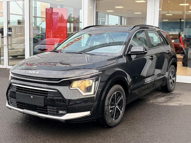 KIA Niro 1.6 GDi Hybrid DynamicLine Direct Leverbaar | Nu extra scherp geprijsd! Rijklaar vanaf ¤. 33.895,= incl. inruilpremie | Navigatie | Camera | Adaptieve cruise control