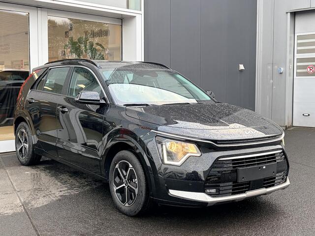 KIA Niro 1.6 GDi Hybrid DynamicLine Direct Leverbaar | Nu extra scherp geprijsd! Rijklaar vanaf ¤. 33.895,= incl. inruilpremie | Navigatie | Camera | Adaptieve cruise control