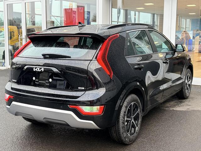 KIA Niro 1.6 GDi Hybrid DynamicLine Direct Leverbaar | Nu extra scherp geprijsd! Rijklaar vanaf ¤. 33.895,= incl. inruilpremie | Navigatie | Camera | Adaptieve cruise control