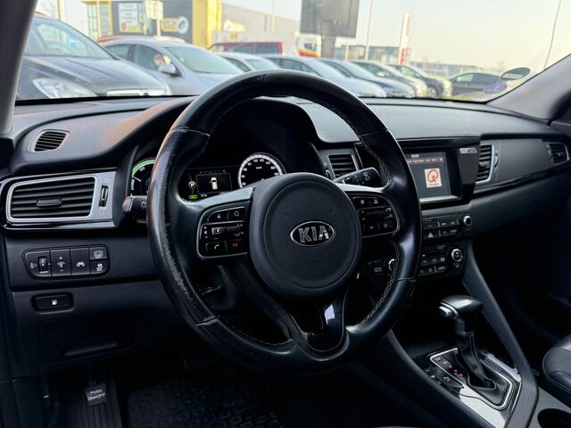KIA Niro BWJ 2017 1.6 GDi 141 PK Hybrid ExecutiveLine AUTOMAAT | TREKHAAK | BI- XENON | CARPLAY & ANDROID | NAVI | CLIMA | CRUISE | DAB