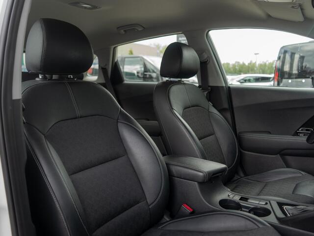 KIA Niro 1.6 GDi Hybrid DynamicLine | Navi | Trekhaak | Achteruitrijcamera |