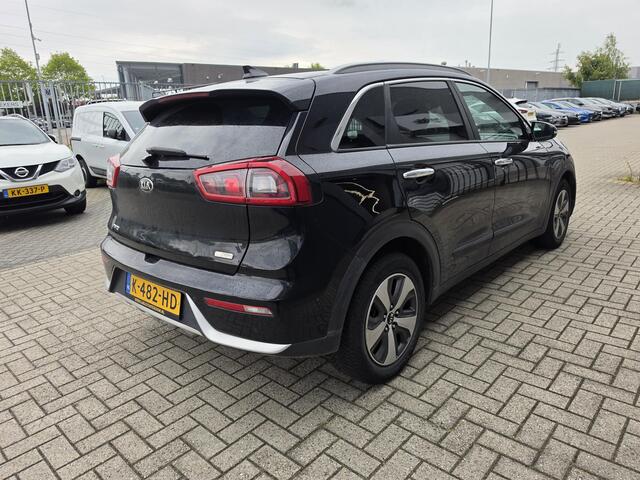 KIA Niro 1.6 GDi Hybrid DynamicLine Travel Connect | Navigatie | Achteruitrijcamera | Cruise Control |
