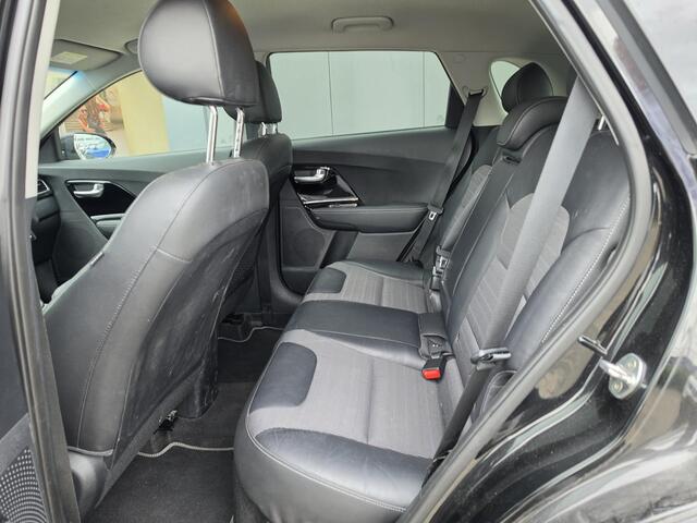 KIA Niro 1.6 GDi Hybrid DynamicLine Travel Connect | Navigatie | Achteruitrijcamera | Cruise Control |