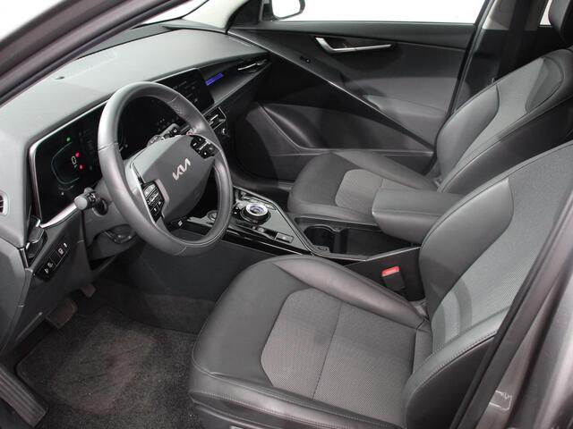 KIA Niro 1.6 GDi Hybrid DynamicPlusLine Navigatie Apple Carplay Android Auto Camera Parkeersensoren Adaptive Cruise Control Stoel- en stuurverwarming Dodehoekdetectie Climate Control Lichtmetalen velgen