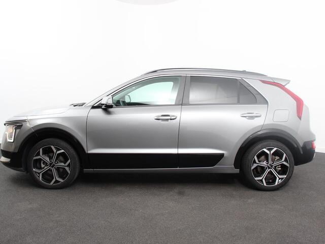 KIA Niro 1.6 GDi Hybrid DynamicPlusLine Navigatie Apple Carplay Android Auto Camera Parkeersensoren Adaptive Cruise Control Stoel- en stuurverwarming Dodehoekdetectie Climate Control Lichtmetalen velgen
