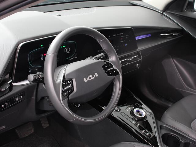 KIA Niro 1.6 GDi Hybrid DynamicPlusLine Navigatie Apple Carplay Android Auto Camera Parkeersensoren Adaptive Cruise Control Stoel- en stuurverwarming Dodehoekdetectie Climate Control Lichtmetalen velgen
