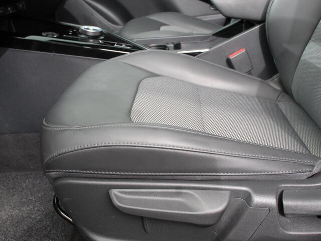 KIA Niro 1.6 GDi Hybrid DynamicPlusLine Navigatie Apple Carplay Android Auto Camera Parkeersensoren Adaptive Cruise Control Stoel- en stuurverwarming Dodehoekdetectie Climate Control Lichtmetalen velgen