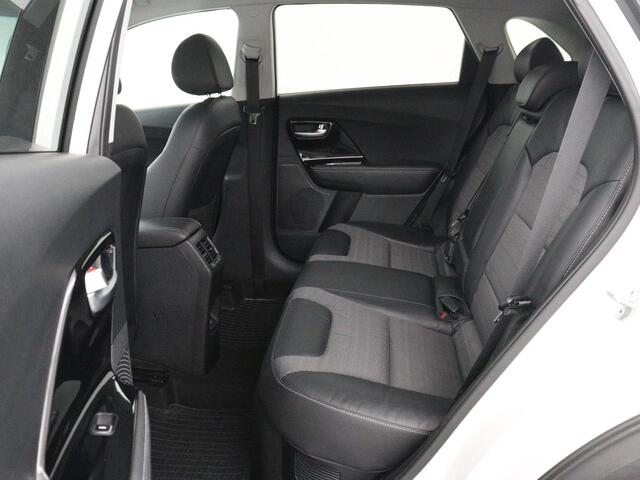 KIA Niro 1.6 GDi Hybrid DynamicLine | Adaptive cruise | Half leder | Carplay | Camera | Navigatie | Climate control | Parkeerhulp | Bluetooth