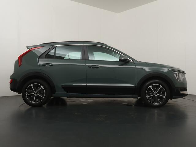 KIA Niro 1.6 GDi Hybrid DynamicLine - Navigatie - achteruitrijcamera - Virena Zekerheidspakket 895 ,- BOVAG Garantie - Fabrieksgarantie t/m 22-03-2032 -