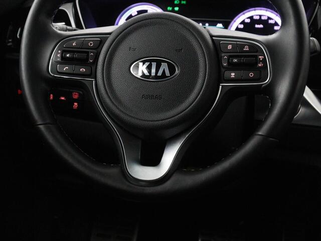 KIA Niro 1.6 GDi Hybrid DynamicPlusLine | Stoelverwarming | Half leder | Adaptive cruise | Carplay | Camera | Navigatie | Stuurverwarming | Keyless | Side Assist | Navigatie | Climate control | Bluetooth