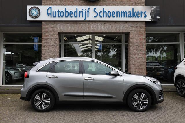 KIA Niro 1.6 GDi Hybrid DynamicLine DEALERONH. NAP TREKHAAK CAMERA CARPLAY HALF-LEER ACC DAB NAVI CLIMA 2XPDC LMV SUPER NETJES!!