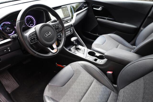 KIA Niro 1.6 GDi Hybrid DynamicLine DEALERONH. NAP TREKHAAK CAMERA CARPLAY HALF-LEER ACC DAB NAVI CLIMA 2XPDC LMV SUPER NETJES!!