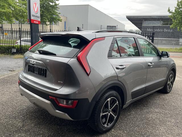 KIA Niro 1.6 GDi Hybrid ComfortLine // NAVI // CLIMA // ADAPTIVE CRUISE // CAMERA // KEY LESS // ALL SEASON BANDEN //