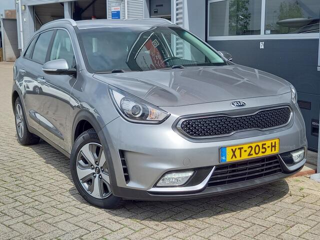 KIA Niro 1.6 GDi Hybrid DynamicLine - CAMERA - CARPLAY / ANDROID - CLIMA - CRUISE -