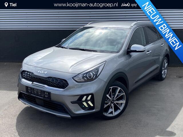 KIA Niro 1.6 GDi Hybrid DynamicLine Plus Navigatie, Achteruitrijcamera, Smart Key, Privacy glass, 18" LMV, Parkeersensoren voor + achter
