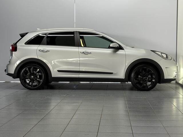 KIA Niro 1.6 GDi Hybrid DynamicPlusLine Automaat / Stoel/stuur verwarming / Trekhaak