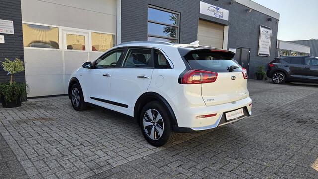 KIA Niro 1.6 GDi Vision | AUTOMAAT | NAVIGATIE | CAMERA | VOLLEDIG AANTOONBAAR DEALER ONDERHOUDEN