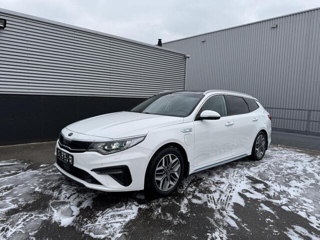KIA OPTIMA Sportswagon 2.0 GDI PHEV ExecutiveLine Schuif/kanteldak, Trekhaak, Stoelkoeling + Stoelverwarming, Stuurwiel verwarmd, 360" Camera, Navigatie, Lederen bekleding, Seat memory Herman/Kardon