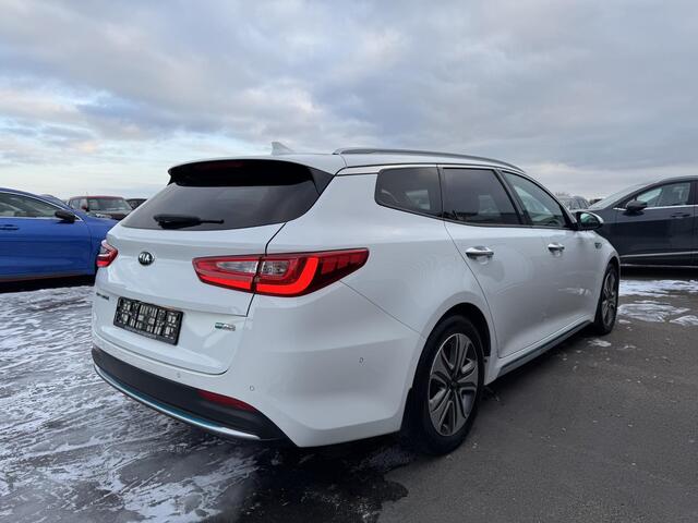 KIA OPTIMA Sportswagon 2.0 GDI PHEV ExecutiveLine Edition Stoelkoeling + Stoelverwarming, Stuurwiel verwarmd, 360" Camera, Navigatie, Lederen bekleding, Seat memory Herman/Kardon