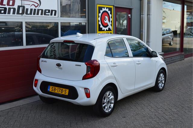 KIA PICANTO 1.0 CVVT ComfortPlusLine Navigator O.a: Navi, Airco, Camera, Carplay, 14 Inch L.m., Etc.. Rijklaar! All-in prijs!