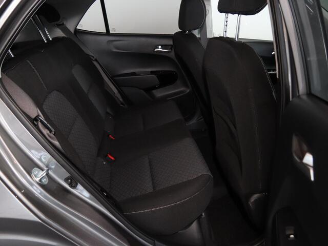 KIA PICANTO 1.0 DPI ExecutiveLine Snel leverbaar | Stoelverwarming | Keyless | Camera | Climate control