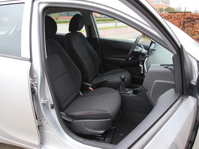 KIA PICANTO 1.0 CVVT EconomyPlusLine Bluetooth, NL-auto, Airco, Nw APK Prijspakker!