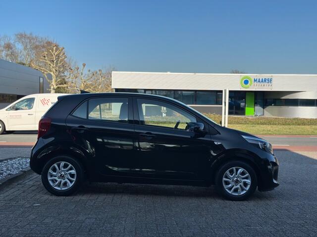 KIA PICANTO 1.0 CVVT ComfortPlusline Navigator '' Camera - Allseasonbanden - Airco ''