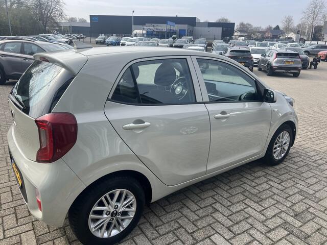 KIA PICANTO 1.0 DPi DynamicLine Camera | Apple CarPlay | All Season