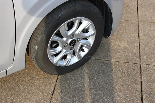 KIA PICANTO 1.0 MPi DynamicPlusLine Navigatie / Camera / Airco / LMV