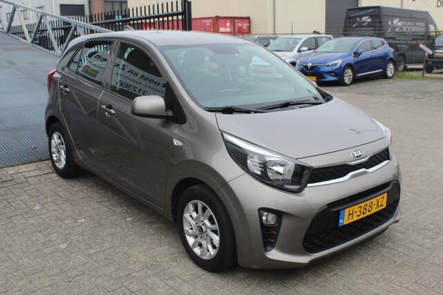 KIA PICANTO 1.0 MPi DynamicLine Dealer onderhouden! Achteruitrij camera/Apple carplay/Airco/Elektrische ramen/Multifunctioneel stuurwiel/Licht metalen velgen