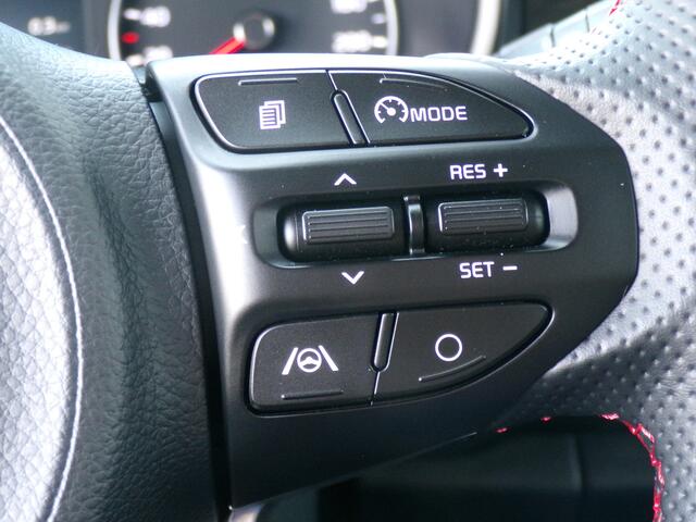 KIA PICANTO 1.0 DPi GT-Line Automaat / Carplay + Android Auto / Sensoren + Camera / Stoel + Stuurverwarming / Navigatie / 16'' LMV