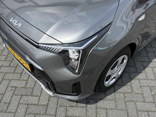 KIA PICANTO 1.0 DPI DynamicLine / Automaat / 1e eig met slechts 3.995 km / Navigatie / Achteruitrij camera / Fabrieksgarantie t/m 2032 /