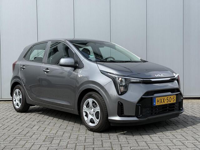 KIA PICANTO 1.0 DPI DynamicLine / Automaat / 1e eig met slechts 3.995 km / Navigatie / Achteruitrij camera / Fabrieksgarantie t/m 2032 /