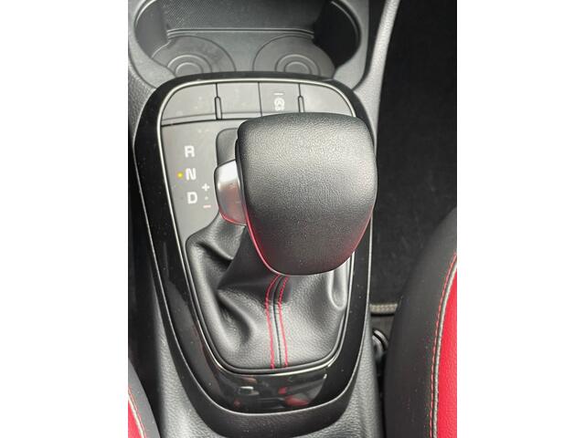 KIA PICANTO 1.2 GT-Line Automaat Navigatie, Climate Control, Leder, 16"Lm, Achteruitrijcamera, Parkeersensoren