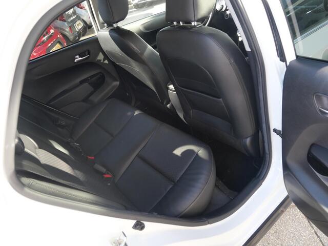 KIA PICANTO 1.2 CVVT X-Line | Trekhaak | Allseason | Navi | Leder | 16''LM |