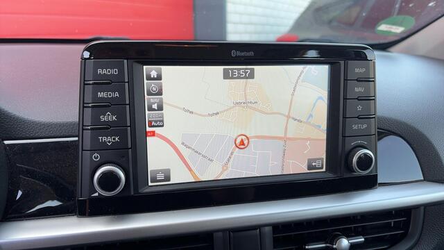 KIA PICANTO 1.0 CVVT First Edition 5 PERS / CARPLAY / CAMERA / CRUISE CONTROL / NAVI / CLIMA / BLUETOOTH / NL-AUTO