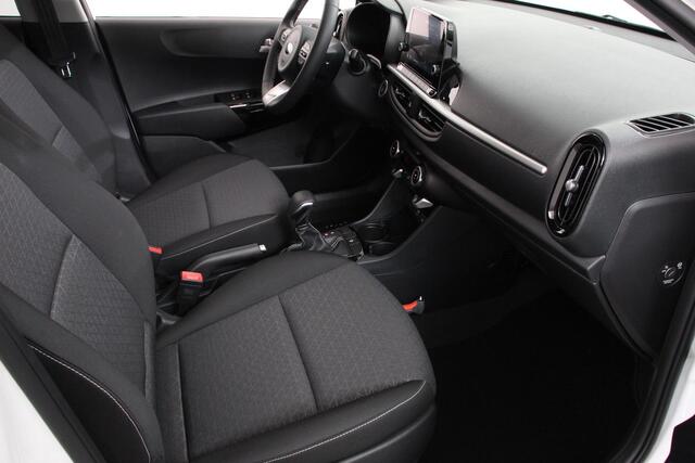 KIA PICANTO 1.0 DPi Automaat DynamicPlusLine Navigatie Climate Control Camera Parkeer Sensoren Cruise control Led DAB Lichtmetalen velgen Extra getint glas