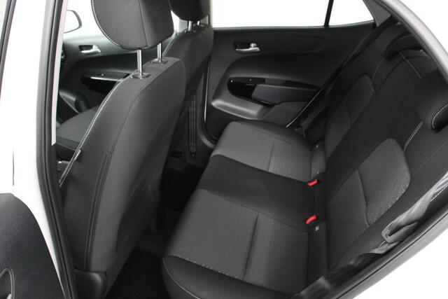KIA PICANTO 1.0 DPi Automaat DynamicPlusLine Navigatie Climate Control Camera Parkeer Sensoren Cruise control Led DAB Lichtmetalen velgen Extra getint glas