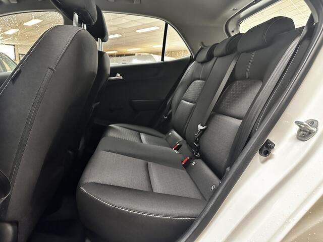 KIA PICANTO 1.0 DPi ComfortLine 5p/ Airco/ Cruise/ Elek. pakket/ Isofix/ Bluetooth/ Multi. Stuur/ USB/ Getint glas/ Dagrijverl.