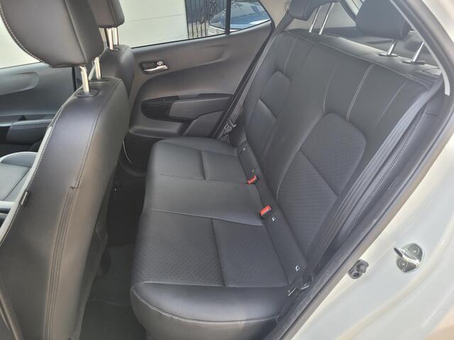 KIA PICANTO 1.0 CVVT Colour Edition | Leder | Climate Control | Cruise Control | Navigatie | Camera