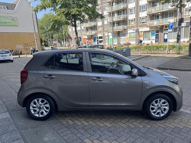 KIA PICANTO 1.0 CVVT ComfortPlusLine Navigator 40504KM! NAP | 1e Eigenaar | Navigatie | Apple Carplay | Achteruitrijcamera | Lichtmetalen Velgen | Dealeronderhouden |