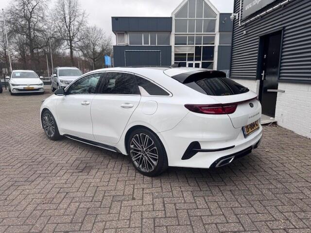 KIA PRO CEE D ProCeed 1.4T GDI DTC7 140PK GT-PlusLine Automaat - Navigatie - Pano