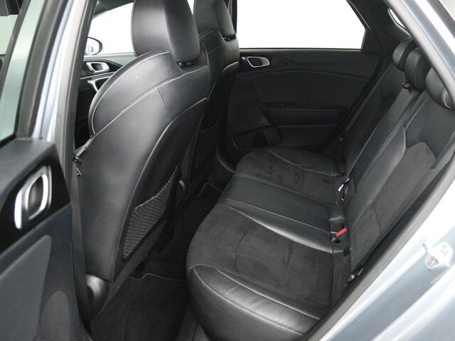 KIA PRO CEE D ProCeed 1.4 T-GDI GT-PlusLine | Panoramadak | 18 INCH | JBL Audio | Camera | Nederlandse Auto | NAP |