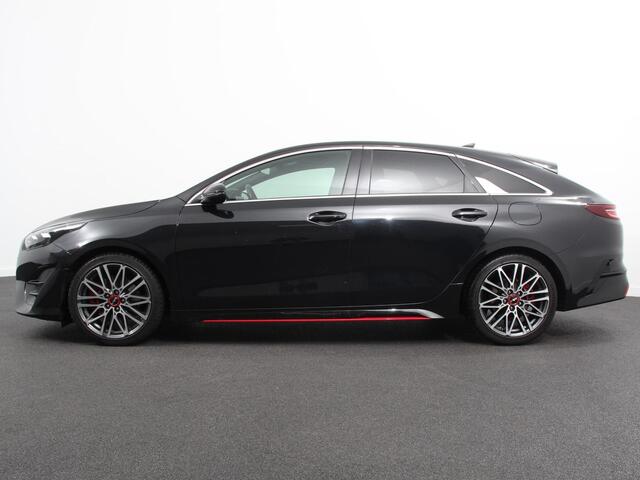 KIA PRO CEE D ProCeed 1.6 T-GDi 204pk Automaat GT | Navigatie | Apple Carplay/Android Auto | Parkeersensoren | Camera | Adaptive Cruise Control | Stoel- en stuurverwarming | Elektrische achterklep | Keyless Entry/Start | Ledverlichting | Virtual Cockpit