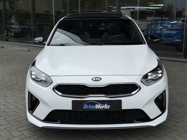 KIA PRO CEE D ProCeed 1.4 T-GDI GT-Line | Panorama | Sportstoelen | DAB+ | Interesse in een bezichtiging of proefrit, bel of app met 06-24282842 / 06-42130156