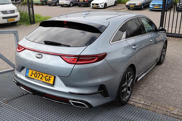 KIA PRO CEE D ProCeed 1.0 T-GDI GT-Line Nederlandse auto! Apple carplay/Achteruitrijcamera/Stoelverwarming/Stuurverwarming/Cruise control/Lane assist/Climate control/Parkeersensoren/DAB/Navigatie 2E PINKSTERDAG GEOPEND VAN 12:00 TOT 17:00 (ROTTERDAM&HELLEVOETSLUIS)