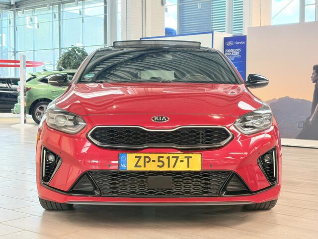 KIA PRO CEE D ProCeed 1.4 T-GDI 140 pk GT-Line | Trekhaak | Pano | Camera | Half leer | Adapt. cruise | Stoelvew. | Stuurverw.